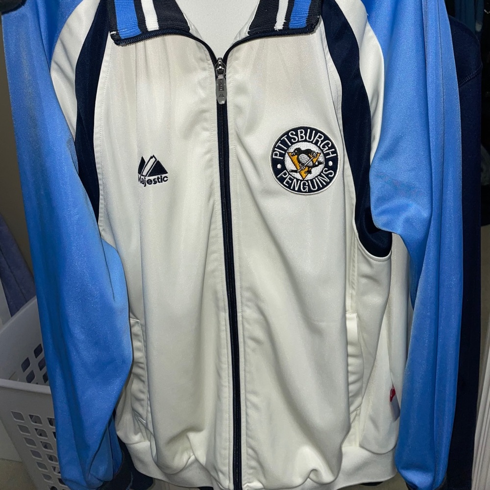 Vintage Pittsburgh Penguin Winter Classic Zip Up